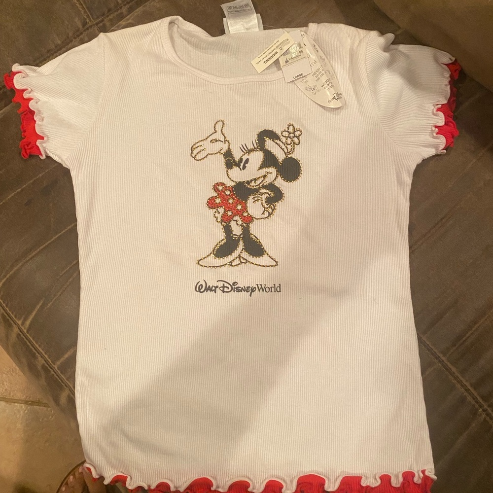 Disney White & Red Minnie Mouse Ruffle Trim Tee